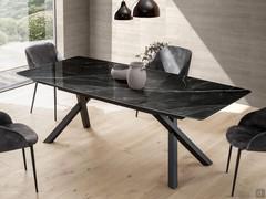 Ludwig barrel-shaped table in polished Laminam Calacatta Black stone