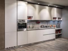 Linear kitchen customizable in size and finish