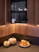 Corner wall unit of Alux kitchen