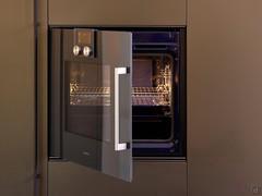 Gaggenau luxury oven with side hinges