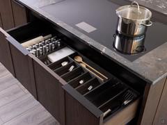 Cutlery drawer