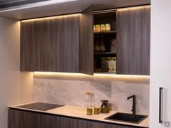 Kitchen wall units with hinged doors 