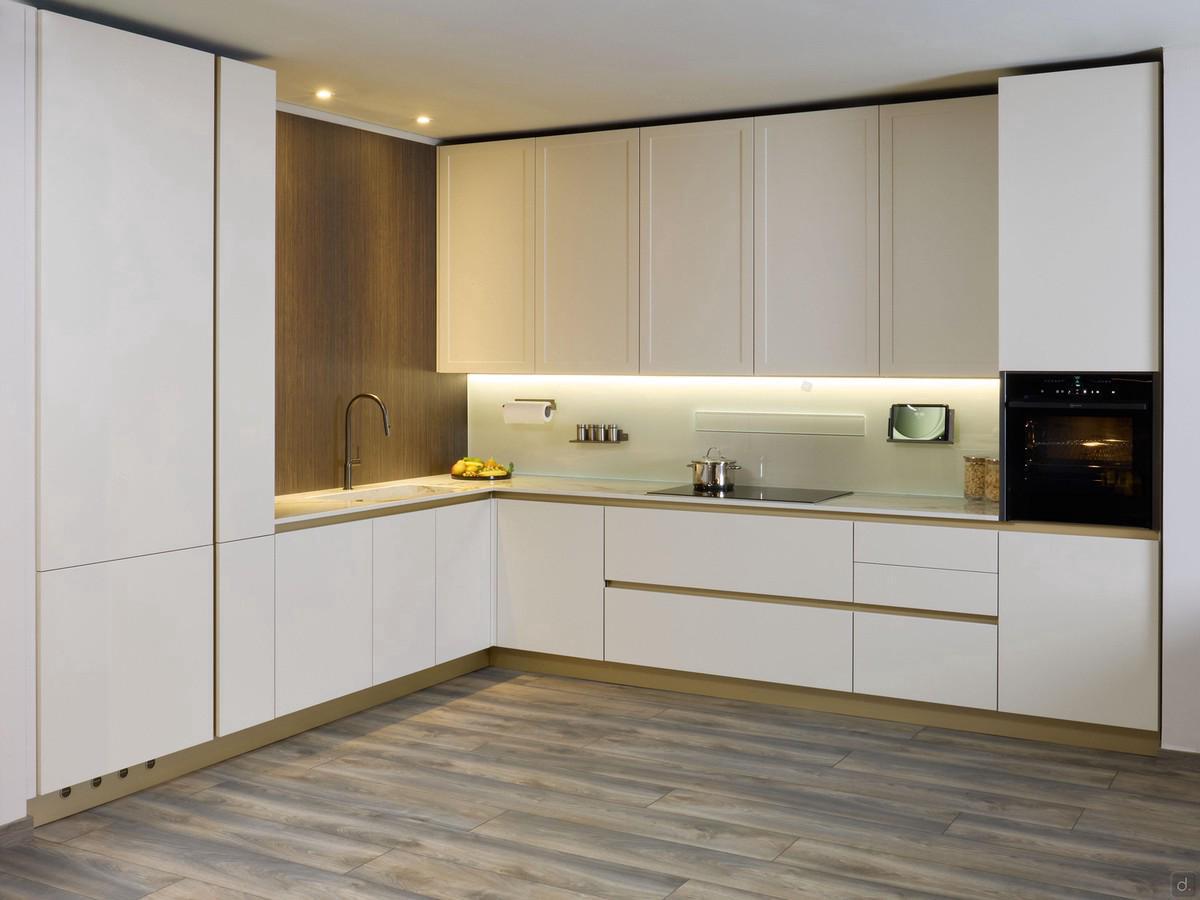 White and gold modern kitchen Eleven