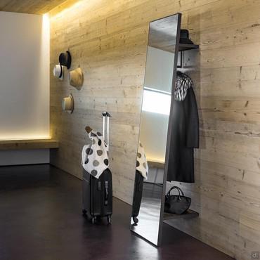 Kigo hallway mirror with coat rack