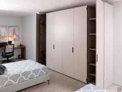 Driver Wide lacquered wardrobe with folding doors, available in different widths from just under 150 cm to over 3 metres