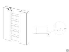 The overlapping door, available on some modules of the single-door Spirit Lounge wardrobe, creates an elegant combination between the wardrobe column and open modules, equipped with shelves or large shelf