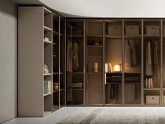 Corner composition with open bookcase and Arctic Wide linear wardrobe, joined by the Driver Wide folding corner element