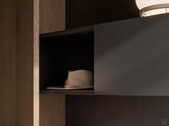 Wall-mounted storage unit with open compartment in matt lacquer