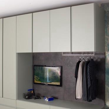 Wide hinged wall unit for wardrobes