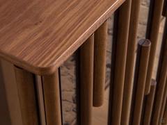 Sideboard top edge detail