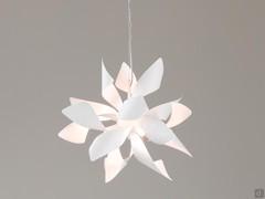 Fred metal pendant lamp with leaves-shaped lampshade