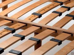 Wood Frame double slatted base - Detail of slats and dorsal rigidity adjusters