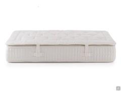 Regal 30 cm high independent spring mattress with topper