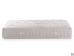 Regal mattress with removable Jacquard cover, filled with natural fibres such as linen and wool