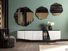 Medea shaped mirror with metal frame by Cantori in a combination of three elements