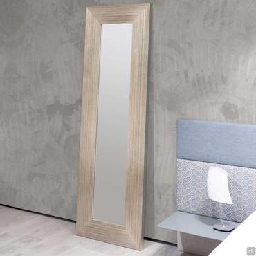 Aten ground rectangular mirror in carved larch