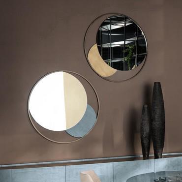 Circe round frame mirror by Cantori