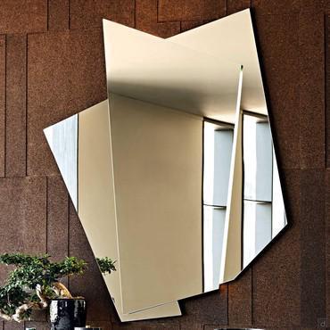 Frameless wall mirror Risiko by Cattelan