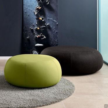 Alias round pouf with flat seat available in 3 measurements in fabric, faux leather or leather