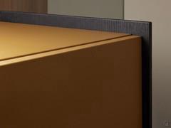 Play of contrast and colour for the finishes of the Columbus outlet TV cabinet