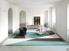 Alicante carpet offered in a square format that can also be produced in large sizes, with a choice of colours