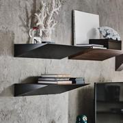 Pendola wedge shelf by Cattelan 