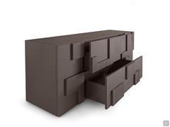 The large 40cm high central drawers make the modern sideboard Lima not only an attractive item, but also a functional one