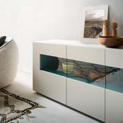 Start sideboard with big display compartment, in coloured matt lacquer