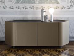 Low sideboard with a width of 200 cm and 4 doors with slowed closure Resilient