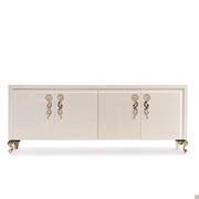 George lacquered sideboard with 3 doors