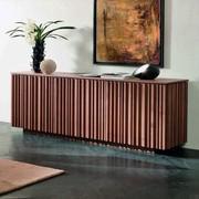 Plisset sideboard with three doors