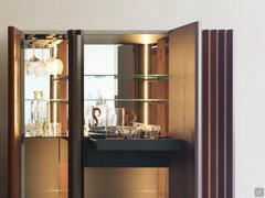 Detail of the interior of the designer bar cabinet Virtuo, also available in a sideboard version with only shelves inside