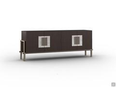 The sideboard in the version with external feet