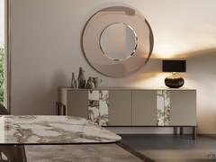 Four-door sideboard Quartetto matte lacquered taupe with polished golden beauty ceramic inserts to match the Ellis dining table top