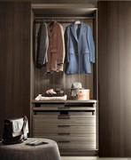 Land sliding wardrobe an be equipped with a wide range of internal equipment (drawer and wardrobe back panel finish not available)