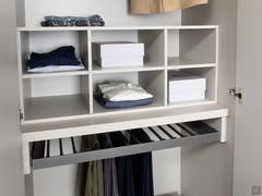 Shirt organiser with 6 compartments and pull-out trouser rack for the interior of the Player wardrobe