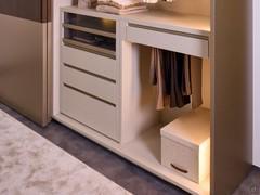 Example of Pacific interior equipment configuration in a sliding wardrobe with drawers and pull-out trouser rack