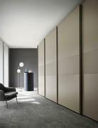 Numerous sizes and combinations of finishes available for the Vermont sliding wardrobe