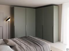 Wide sliding corner wardrobe with Focus doors with applied handle. Sliding wardrobe consisting of corner module cm 159.5 x 163.2 and two 95.2 cm linear sides