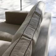 Detail of the back cushions with contrasting profiles