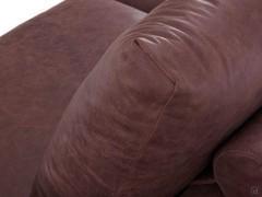 Detail of the generous upholstery of the sofa cushions Hyeres upholstered in Retrò 302 Chianti brown-vinaccia leather