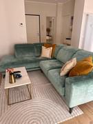 Sofa with high feet and sliding seats Newport - Customer photo