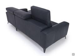 Rear vistas of the sofa Newport, with adjustable headrests