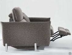 Detail of the relax mechanism of Icaro sofa