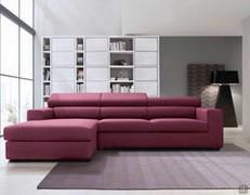 Linear sofa with maxi chaise longue and short legs