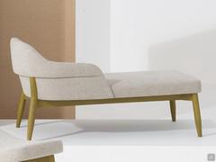 Dormeuse with wooden legs upholstered in Sophos fabric