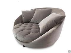 2-seater sofa in gray velvet. Upholstery can be customized with a choice of fabric, leatherette and leather as well