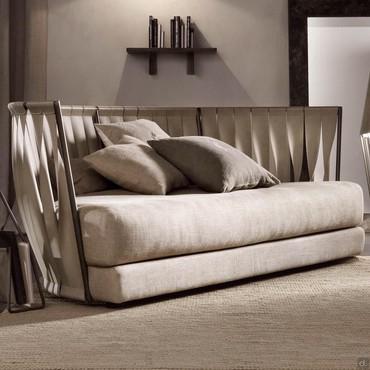 Sofa with curved back Twist by Cantori