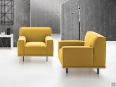 Aliseo armchair ideal for creating a coordinated living room with sofa and ottoman