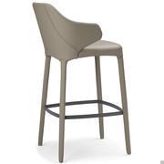 View from the back of Wanda by Cattelan bar stool with arms and perimetral metallic footrest